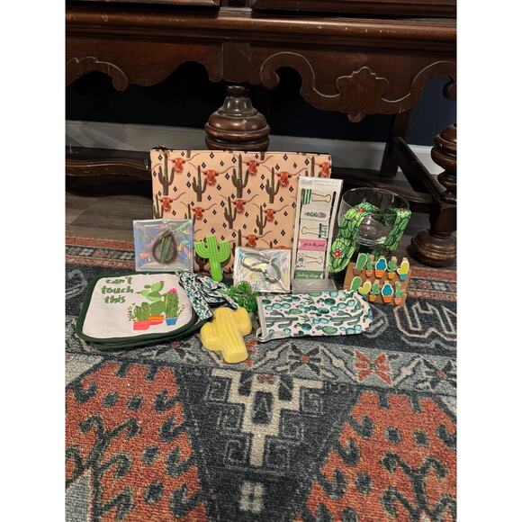 Cactus Gift Box, cactus themed gift basket - Picture 2 of 2